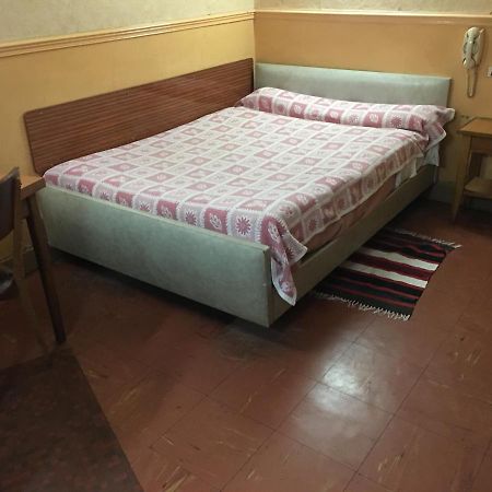 A La Pinte Du Nord Hotel Париж Екстериор снимка