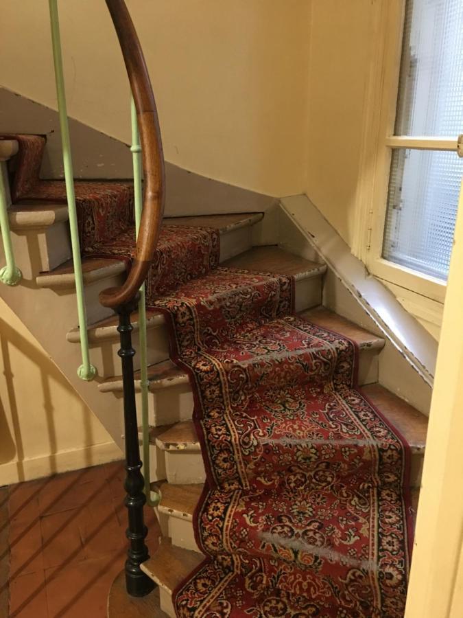 A La Pinte Du Nord Hotel Париж Екстериор снимка